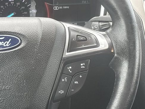 Used 2018 Ford Fusion SE w/ Equipment Group 602A image 24