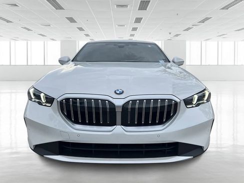 New 2026 BMW 530i image 2
