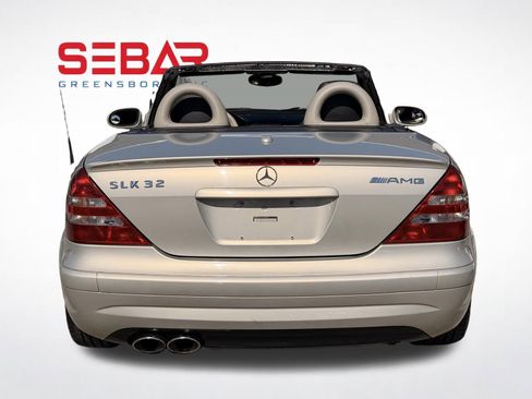 Used 2002 Mercedes-Benz SLK 32 AMG image 11