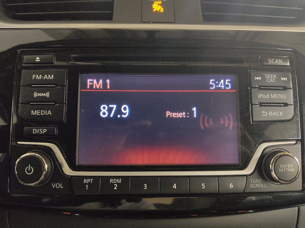 Used 2017 Nissan Sentra SV FWD image 25