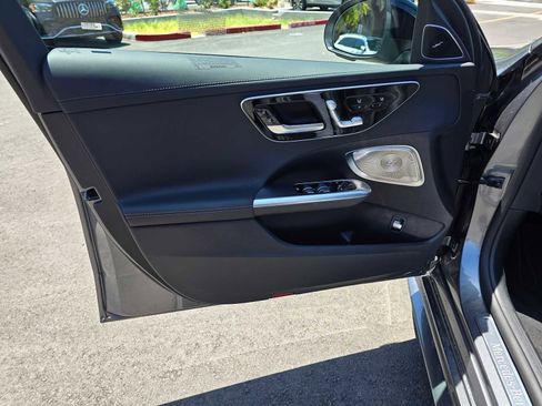 Used 2025 Mercedes-Benz C 300 4MATIC Sedan image 23
