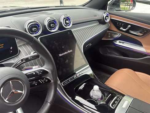 Used 2024 Mercedes-Benz CLE 300 4MATIC Cabriolet image 12