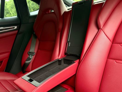 Used 2022 Porsche Panamera GTS w/ Premium Package AWD/4WD image 31