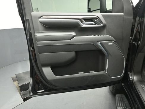 Used 2024 Chevrolet Silverado 2500 LTZ w/ LTZ Plus Package AWD/4WD image 21