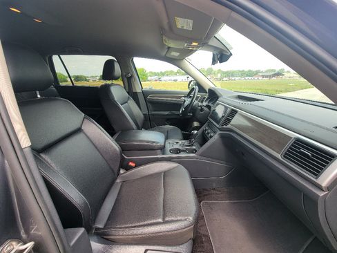 Used 2018 Volkswagen Atlas SE FWD image 34