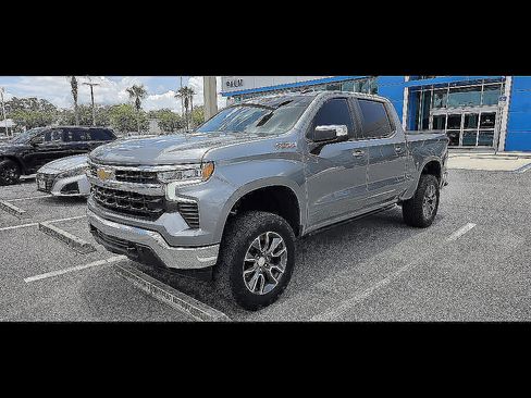 Used 2023 Chevrolet Silverado 1500 LT AWD/4WD image 3