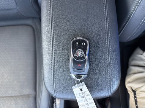 Used 2022 Buick Encore GX Preferred w/ Cold Weather Comfort Package AWD/4WD image 24