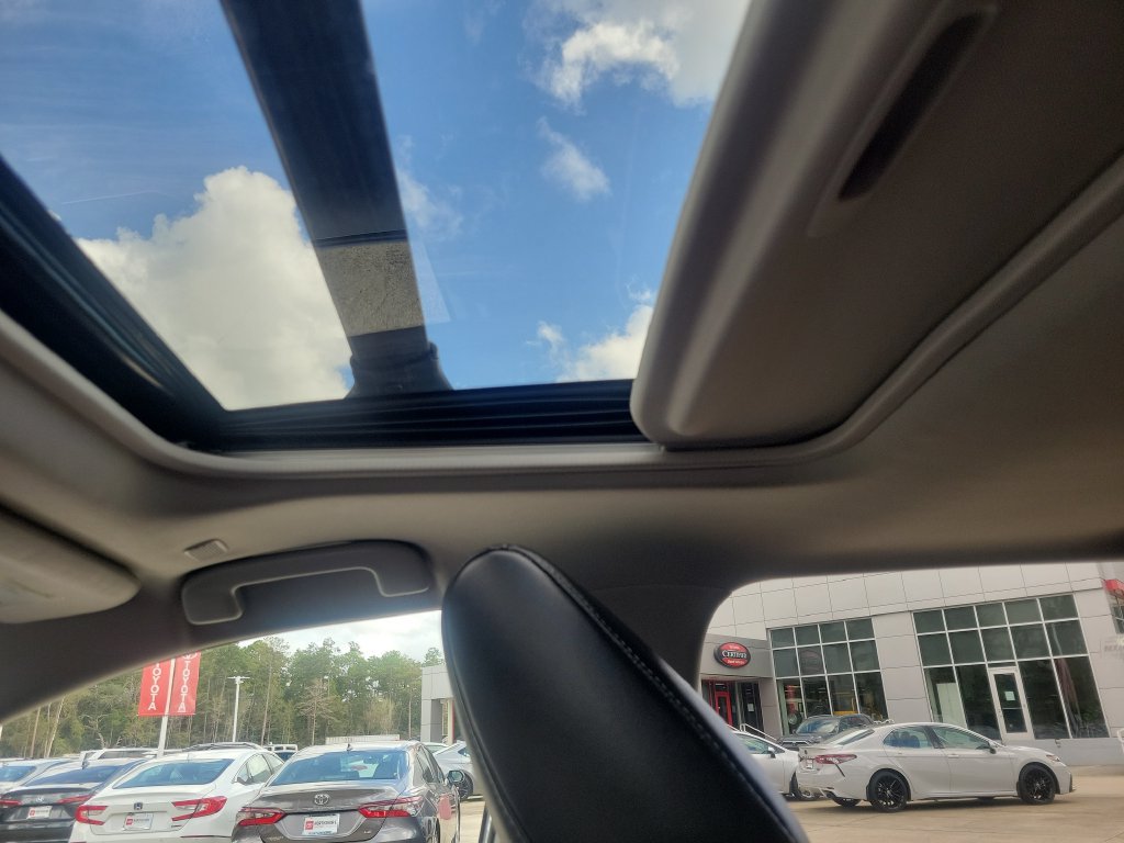 Certified 2025 Toyota RAV4 XLE Premium FWD image 28