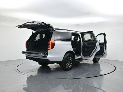 New 2026 Ford Expedition Tremor image 49