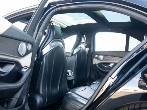 Used 2015 Mercedes-Benz C 63 AMG S image 23