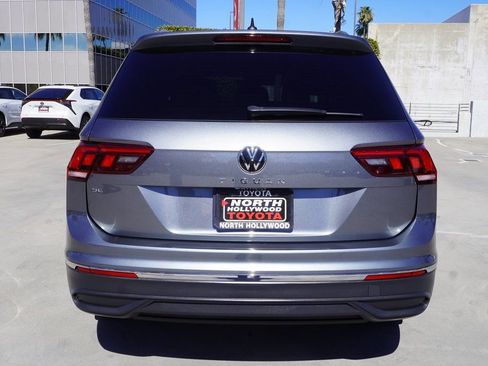 Used 2023 Volkswagen Tiguan SE image 6