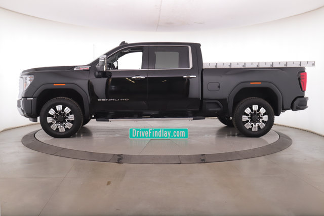 Used 2026 GMC Sierra 2500 Denali w/ Technology Package AWD/4WD image 9