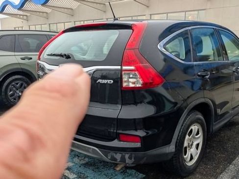 Used 2016 Honda CR-V LX image 5