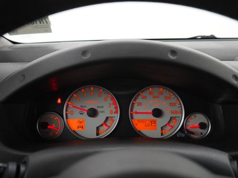 Used 2012 Nissan Frontier PRO-4X AWD/4WD image 27