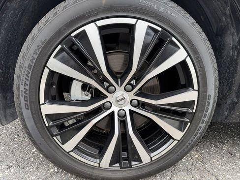 Used 2024 Volvo XC60 B5 Plus w/ Climate Package image 14