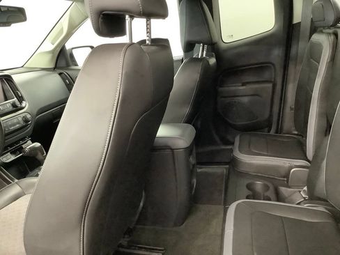 Used 2018 Chevrolet Colorado Z71 AWD/4WD image 15