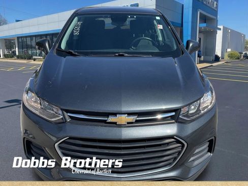 Used 2019 Chevrolet Trax LS w/ Tint and Cruise Package image 8