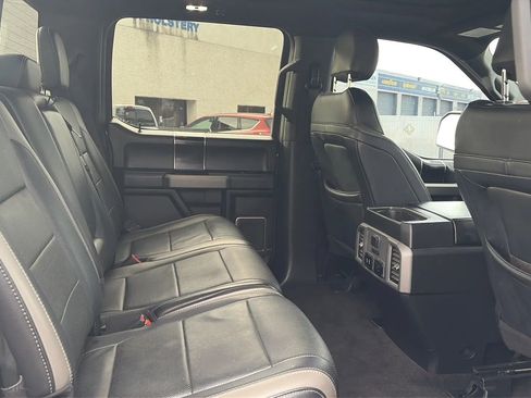 Used 2018 Ford F150 Raptor w/ Equipment Group 802A Luxury image 37