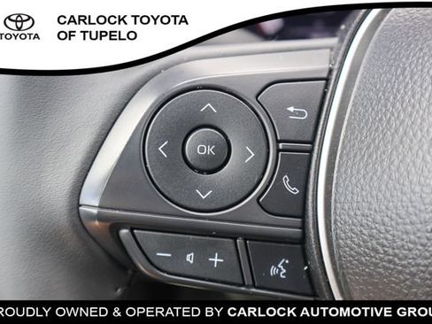 Used 2026 Toyota Corolla SE w/ SE Package FWD image 14