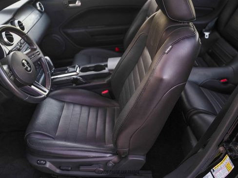 Used 2007 Ford Mustang Shelby GT500 RWD image 34