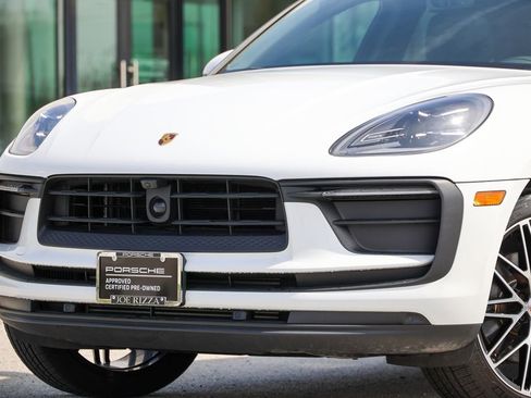 Certified 2026 Porsche Macan AWD/4WD image 7