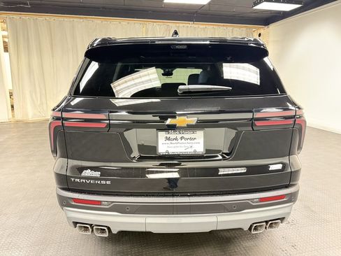 New 2026 Chevrolet Traverse LT w/ Driver Confidence Package image 4