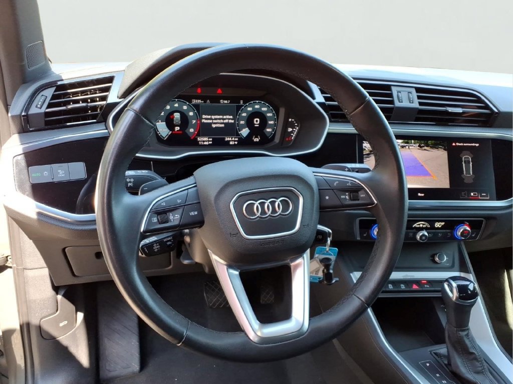 Used 2025 Audi Q3 2.0T Premium AWD/4WD image 3