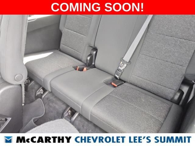 Used 2024 Chevrolet Traverse LT w/ Midnight/Sport Edition FWD image 7