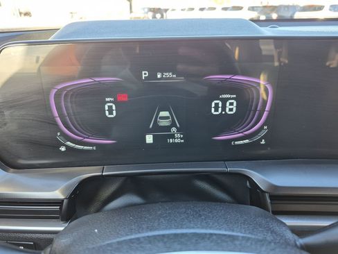 Used 2025 Kia Telluride S image 21