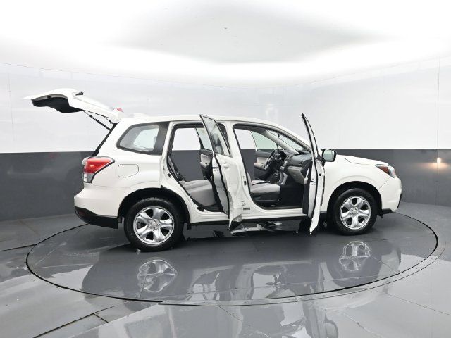 Used 2018 Subaru Forester 2.5i AWD/4WD image 27