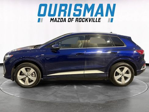 Used 2023 Audi Q4 e-tron Premium w/ Convenience Package image 3