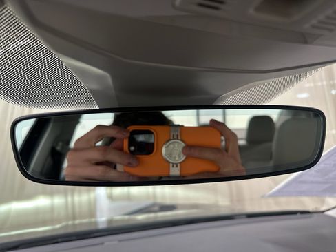 Used 2024 Volkswagen Jetta SE image 30