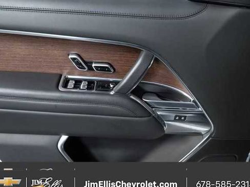 Used 2024 Land Rover Range Rover SE image 7
