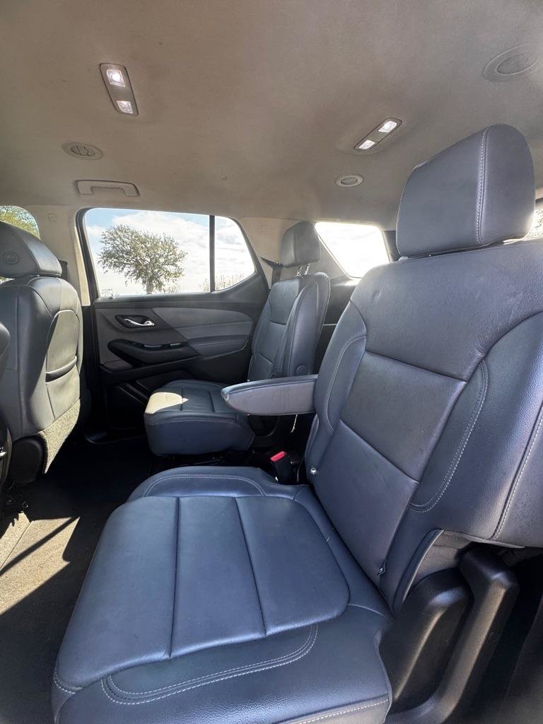 Used 2019 Chevrolet Traverse LT w/ LT Premium Package FWD image 12