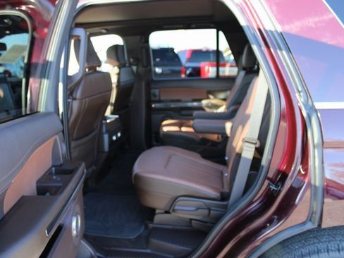 Used 2023 Ford Expedition King Ranch image 16