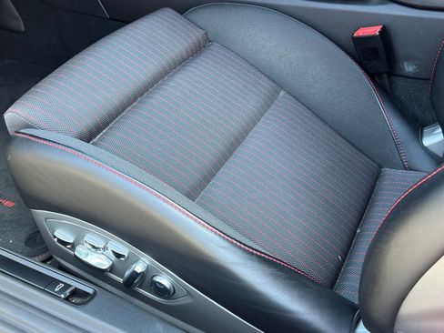 Certified 2021 Porsche 718 Boxster RWD image 32