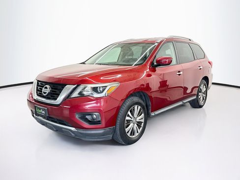 Used 2018 Nissan Pathfinder SV AWD/4WD image 3
