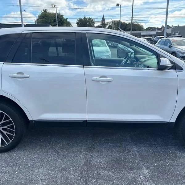 Used 2013 Ford Edge Limited AWD/4WD image 9