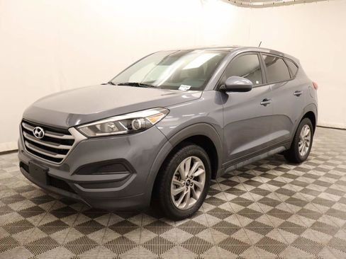 Used 2017 Hyundai Tucson SE FWD image 1