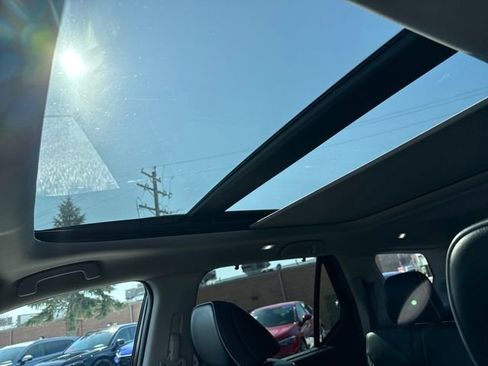 Certified 2023 Honda Pilot Elite image 17