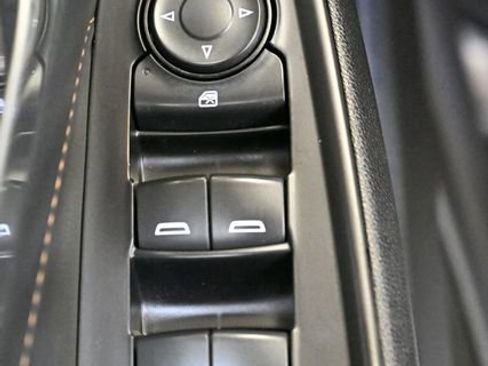 Used 2021 Chevrolet Traverse LS FWD image 41
