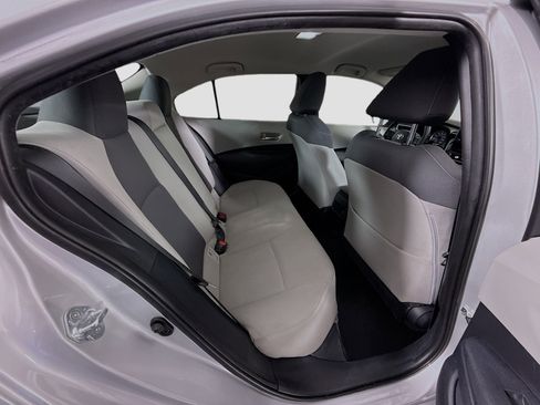 Used 2021 Toyota Corolla LE FWD image 26