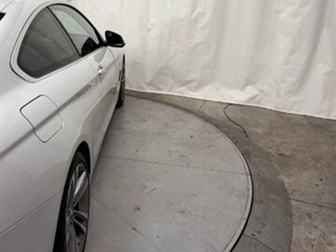 Used 2016 BMW 428i xDrive Coupe image 12