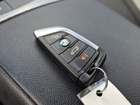 Used 2025 BMW 330i xDrive Sedan w/ Convenience Package AWD/4WD image 33