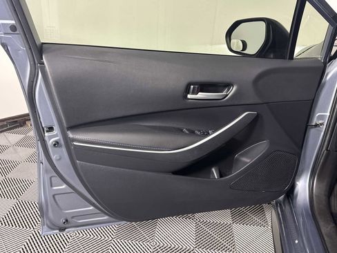 Used 2021 Toyota Corolla SE FWD image 9