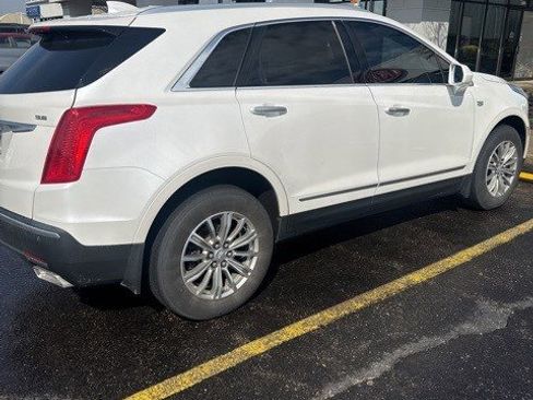 Used 2018 Cadillac XT5 Luxury w/ Driver Awareness Package image 2