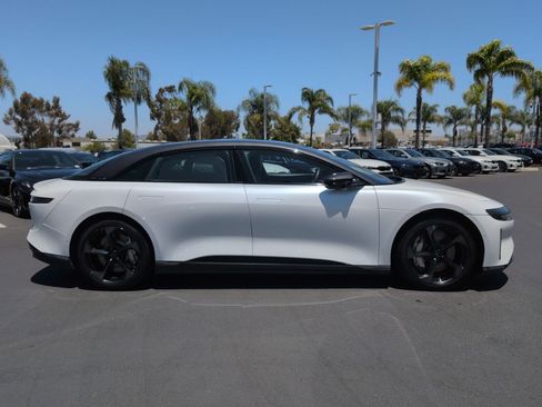 Used 2025 Lucid Air Grand Touring AWD/4WD image 11