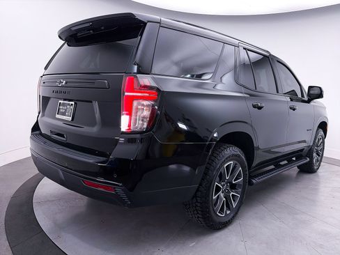 Used 2023 Chevrolet Tahoe Z71 w/ Luxury Package AWD/4WD image 17