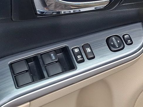 Used 2013 Toyota Camry LE FWD image 26