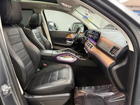 Used 2020 Mercedes-Benz GLS 450 4MATIC image 31